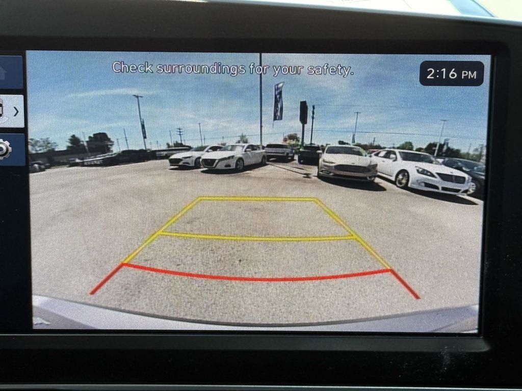 Used 2024 Hyundai Elantra SE FWD image 28