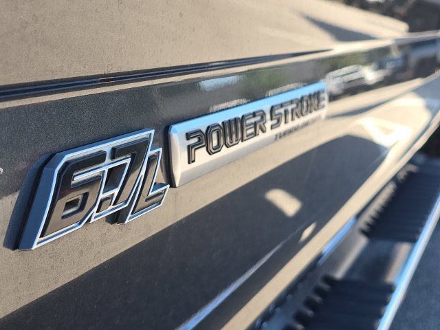 Certified 2019 Ford F350 Lariat w/ Lariat Value Package AWD/4WD image 10