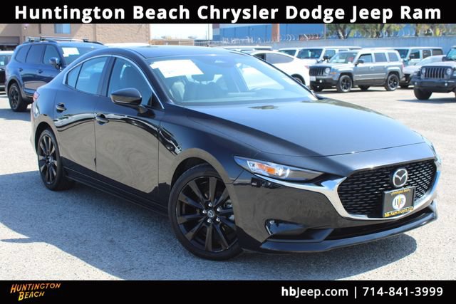 Used 2024 MAZDA MAZDA3 s FWD image 1