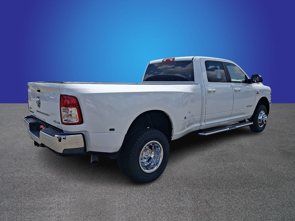Used 2022 RAM 3500 Big Horn AWD/4WD image 4