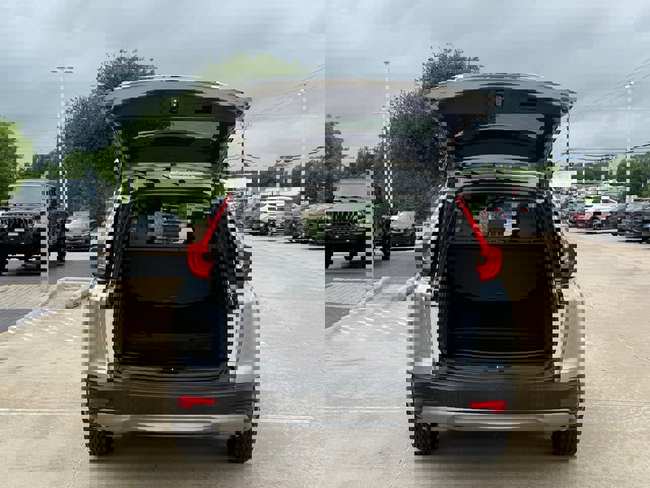 Used 2019 Honda CR-V EX image 5