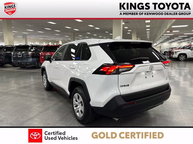 Used 2024 Toyota RAV4 LE AWD/4WD image 6