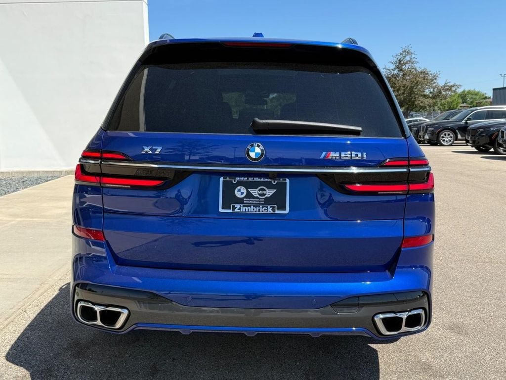 Certified 2026 BMW X7 M60i AWD/4WD image 4