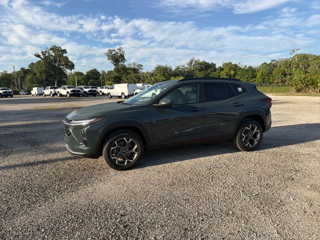 New 2026 Chevrolet Trax LT w/ Driver Confidence Package image 3