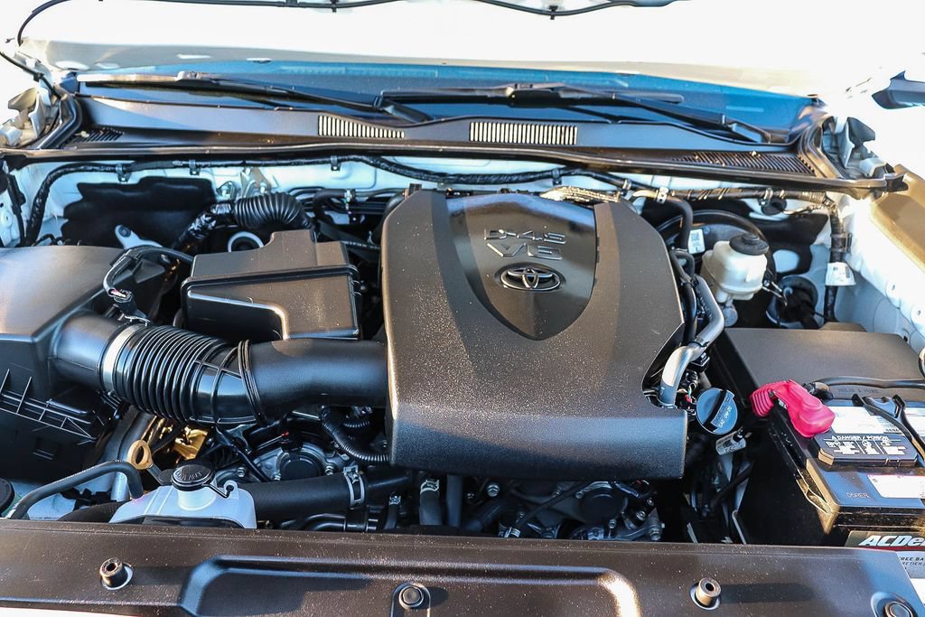 Used 2022 Toyota Tacoma TRD Off-Road w/ Technology Package RWD image 29