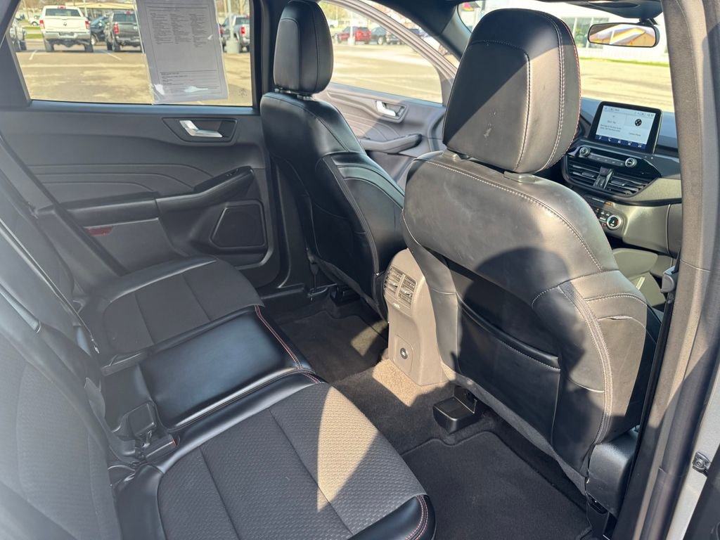 Used 2024 Ford Escape ST-Line image 27