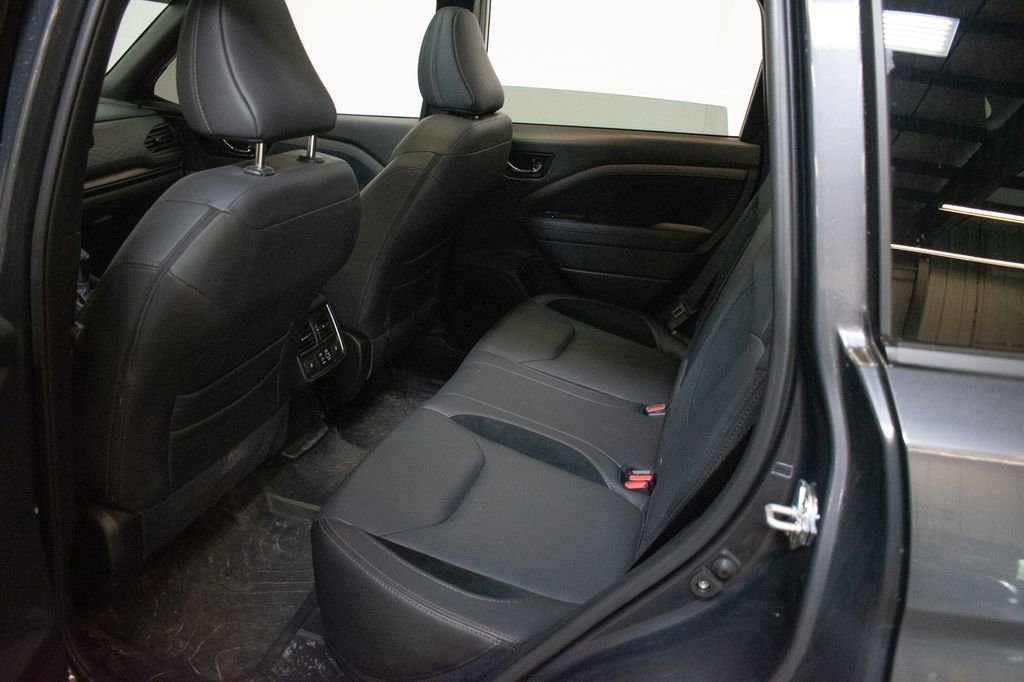 Used 2025 Subaru Forester Touring AWD/4WD image 23