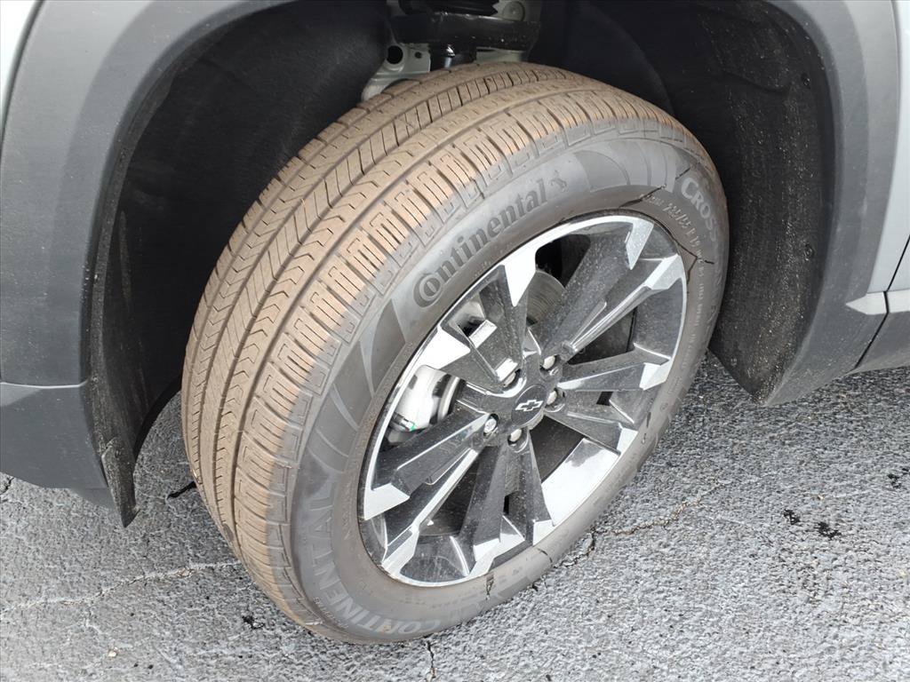 New 2027 Chevrolet Equinox RS FWD image 16
