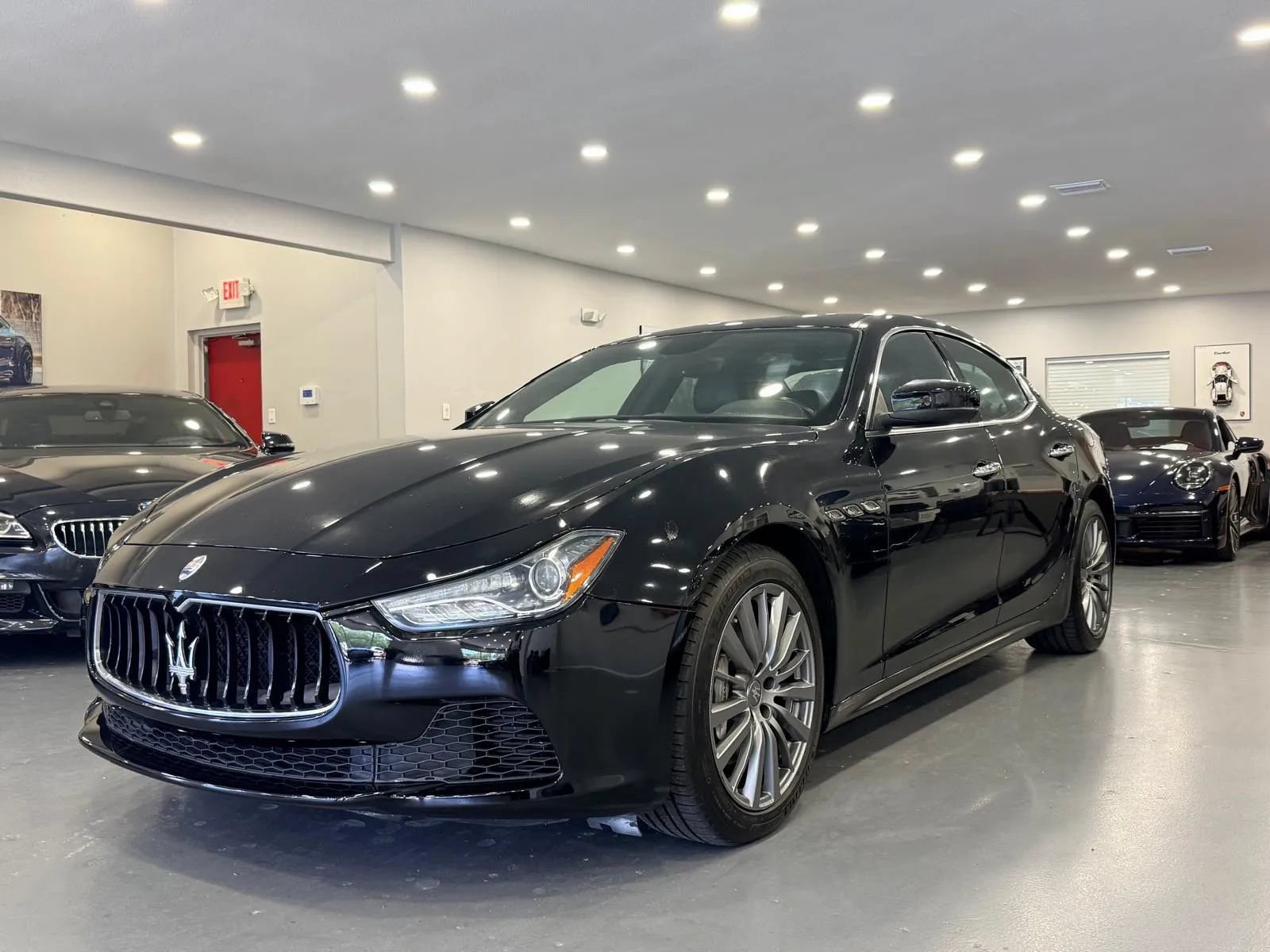 Used 2017 Maserati Ghibli RWD image 3