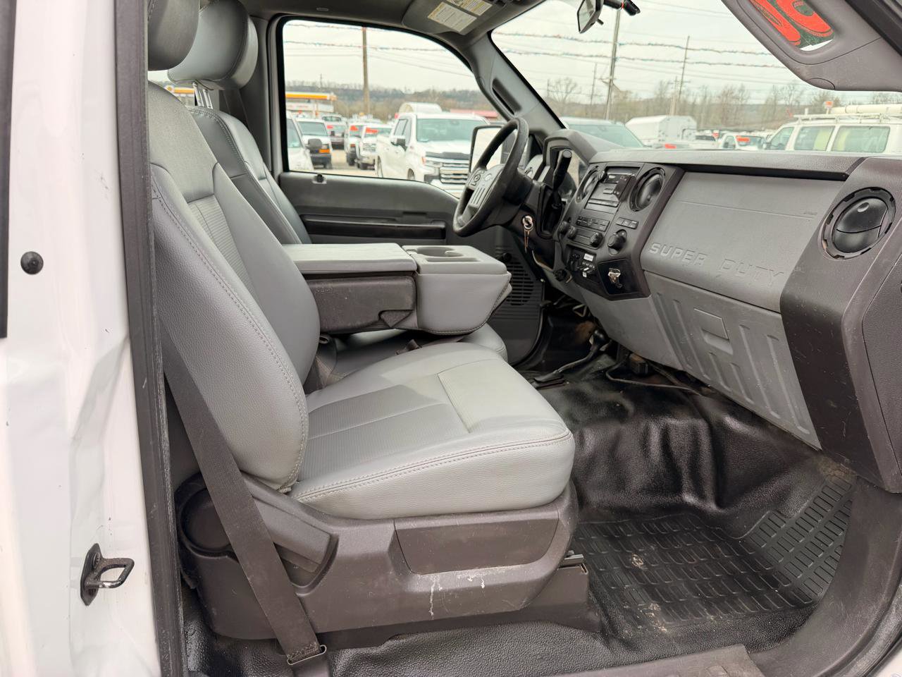 Used 2012 Ford F350 XL w/ Skid Plate Pkg image 7