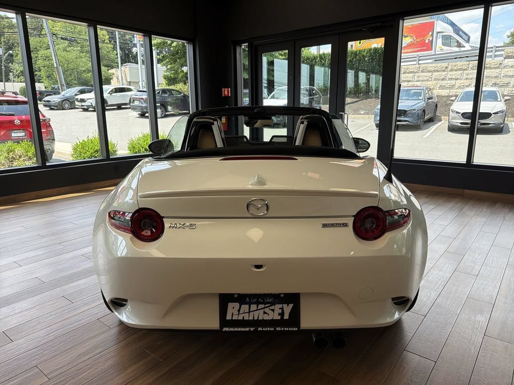 New 2026 MAZDA MX-5 Miata Grand Touring RWD image 7