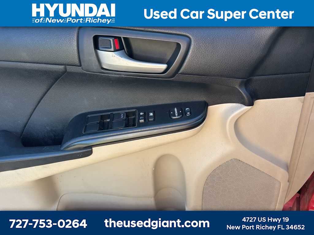Used 2012 Toyota Camry LE FWD image 9