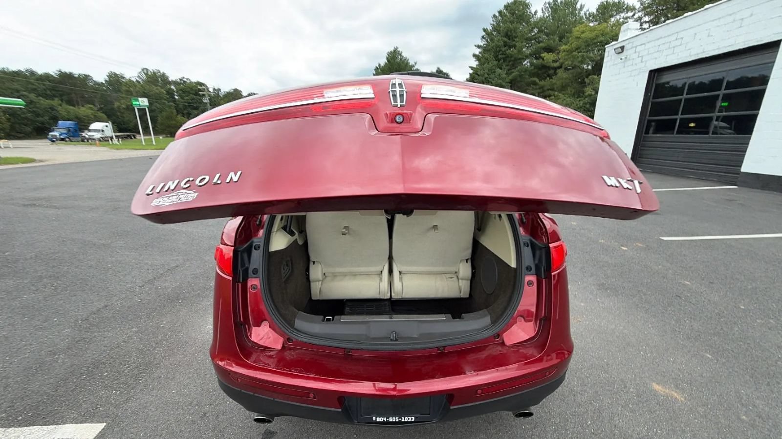 Used 2019 Lincoln MKT AWD image 68
