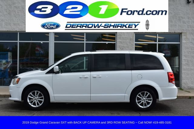 Used 2019 Dodge Grand Caravan SXT FWD image 2