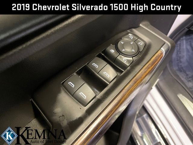 Used 2019 Chevrolet Silverado 1500 High Country image 14