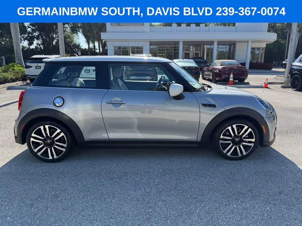 Used 2023 MINI Cooper S w/ Signature Upholstery Package FWD image 12