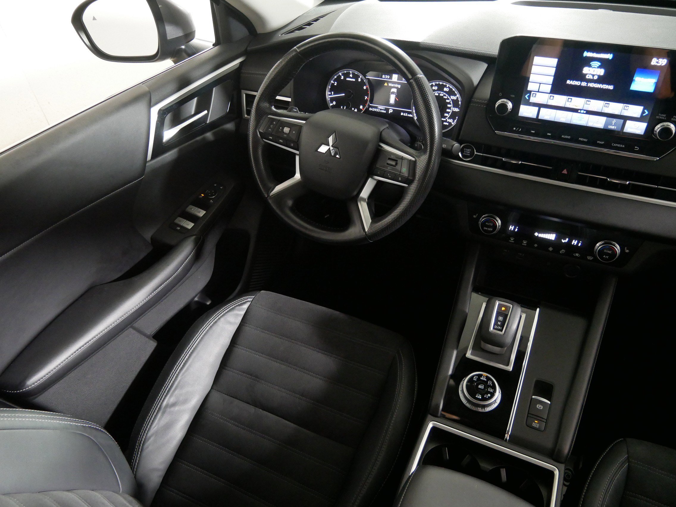 Used 2022 Mitsubishi Outlander SE image 9