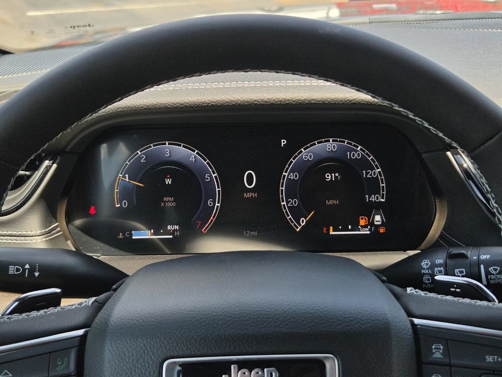 New 2026 Jeep Grand Cherokee Limited w/ Limited Altitude Package RWD image 18