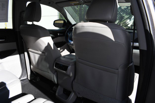 Certified 2017 Toyota Highlander XLE image 28