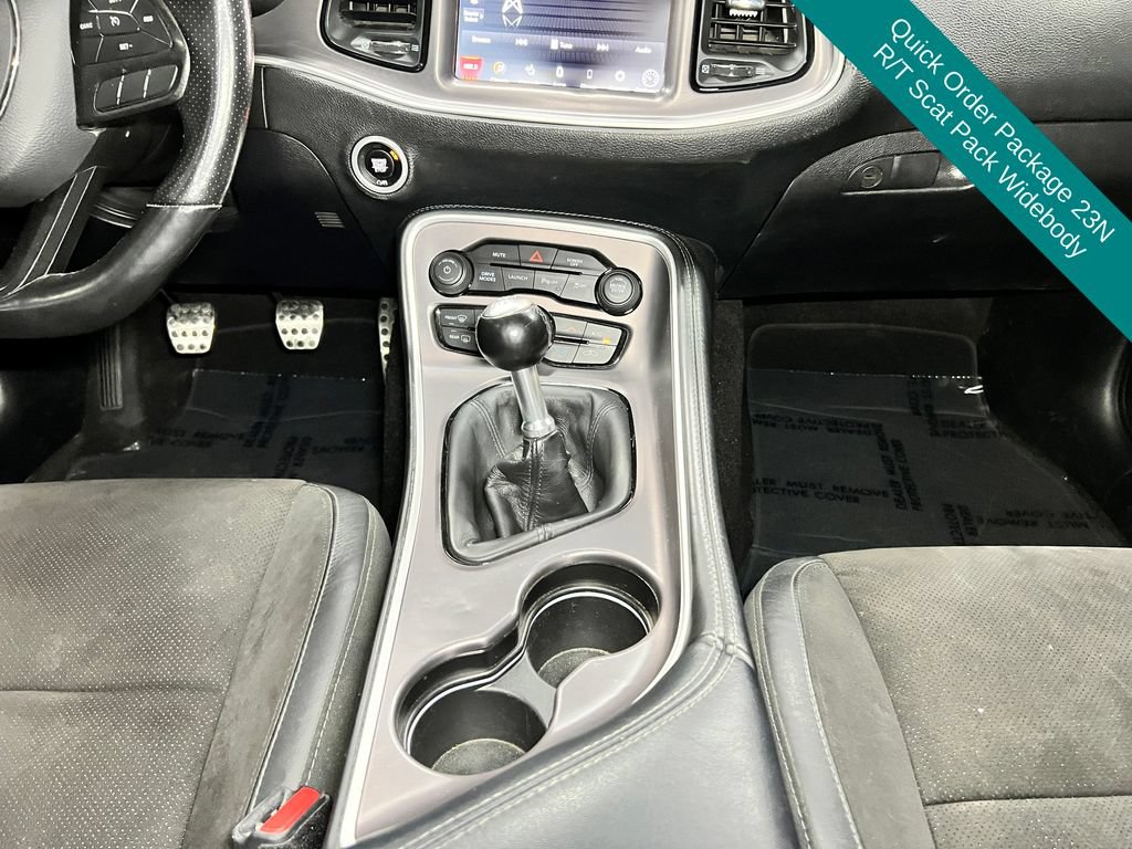 Used 2022 Dodge Challenger R/T Scat Pack RWD image 4