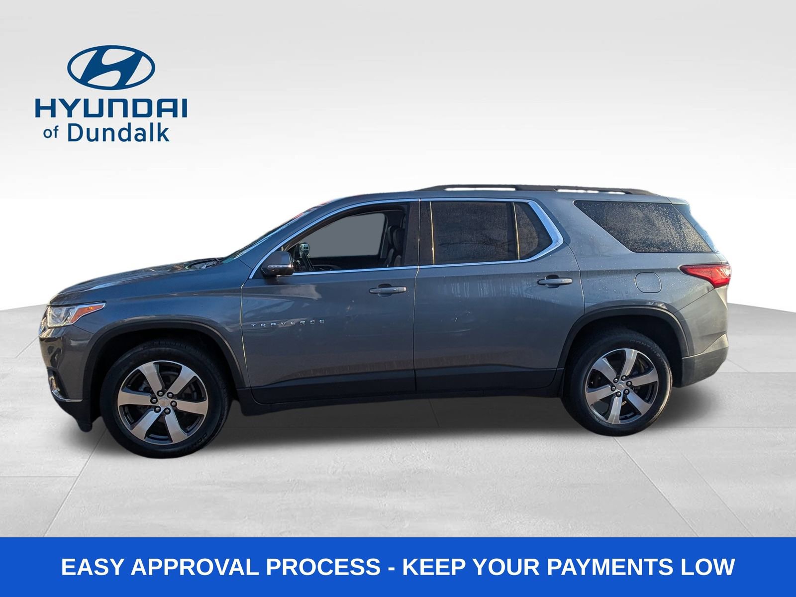 Used 2020 Chevrolet Traverse LT w/ LT Premium Package image 2