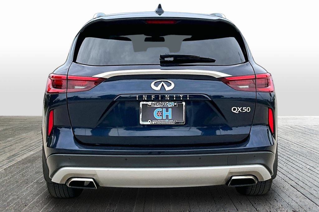 Certified 2019 INFINITI QX50 Essential w/ Sensory Package AWD/4WD image 7