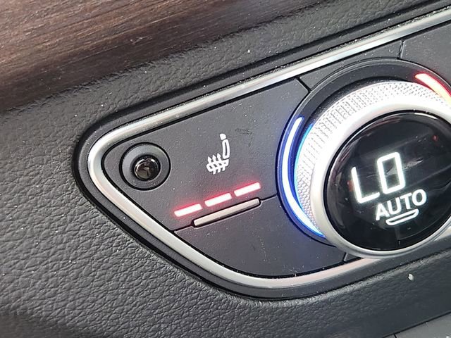 Used 2023 Audi Q5 e Premium Plus image 23