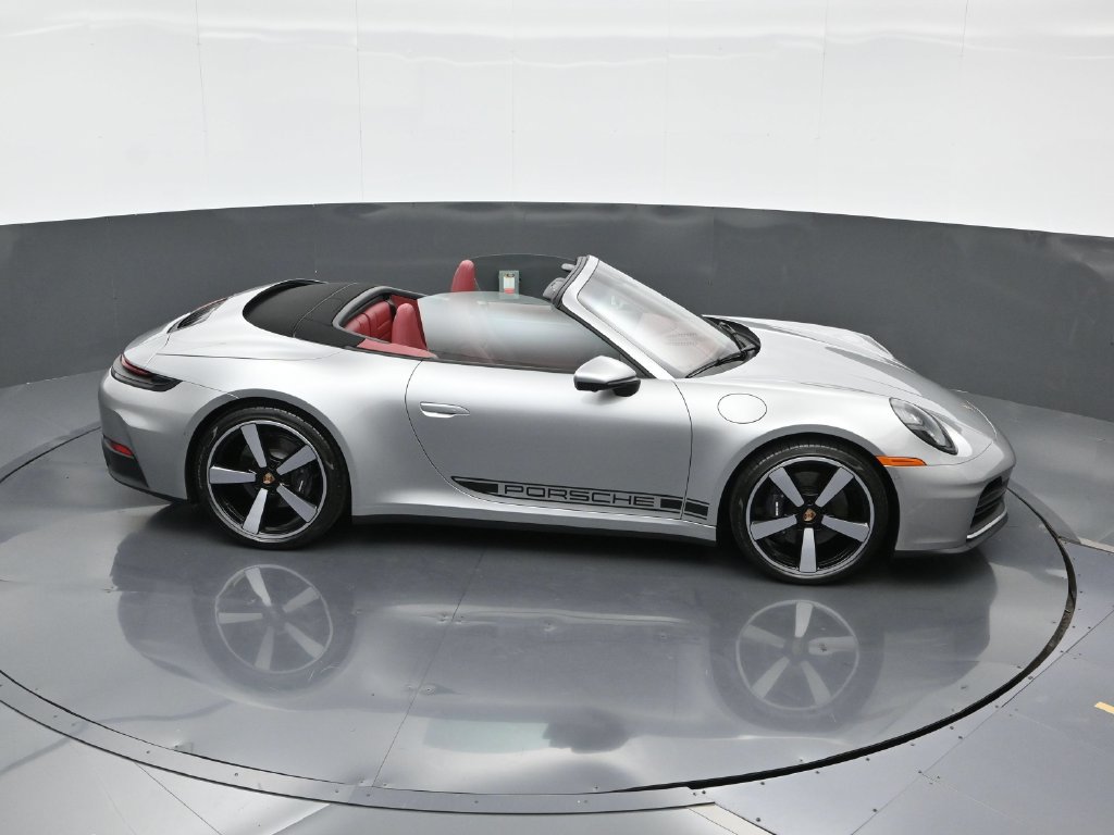 Certified 2026 Porsche 911 Carrera w/ Premium Package RWD image 34