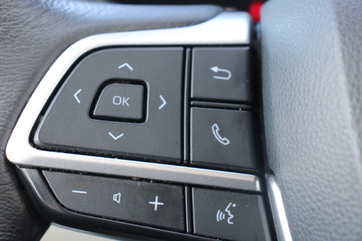 Certified 2024 Toyota Sienna XLE image 25