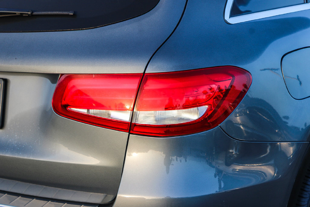 Used 2019 Mercedes-Benz GLC 300 image 10