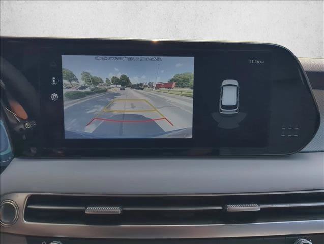 Used 2025 Hyundai Palisade SE FWD image 19