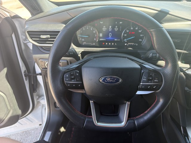 Used 2023 Ford Explorer ST-Line w/ Class IV Trailer Tow Package RWD image 12