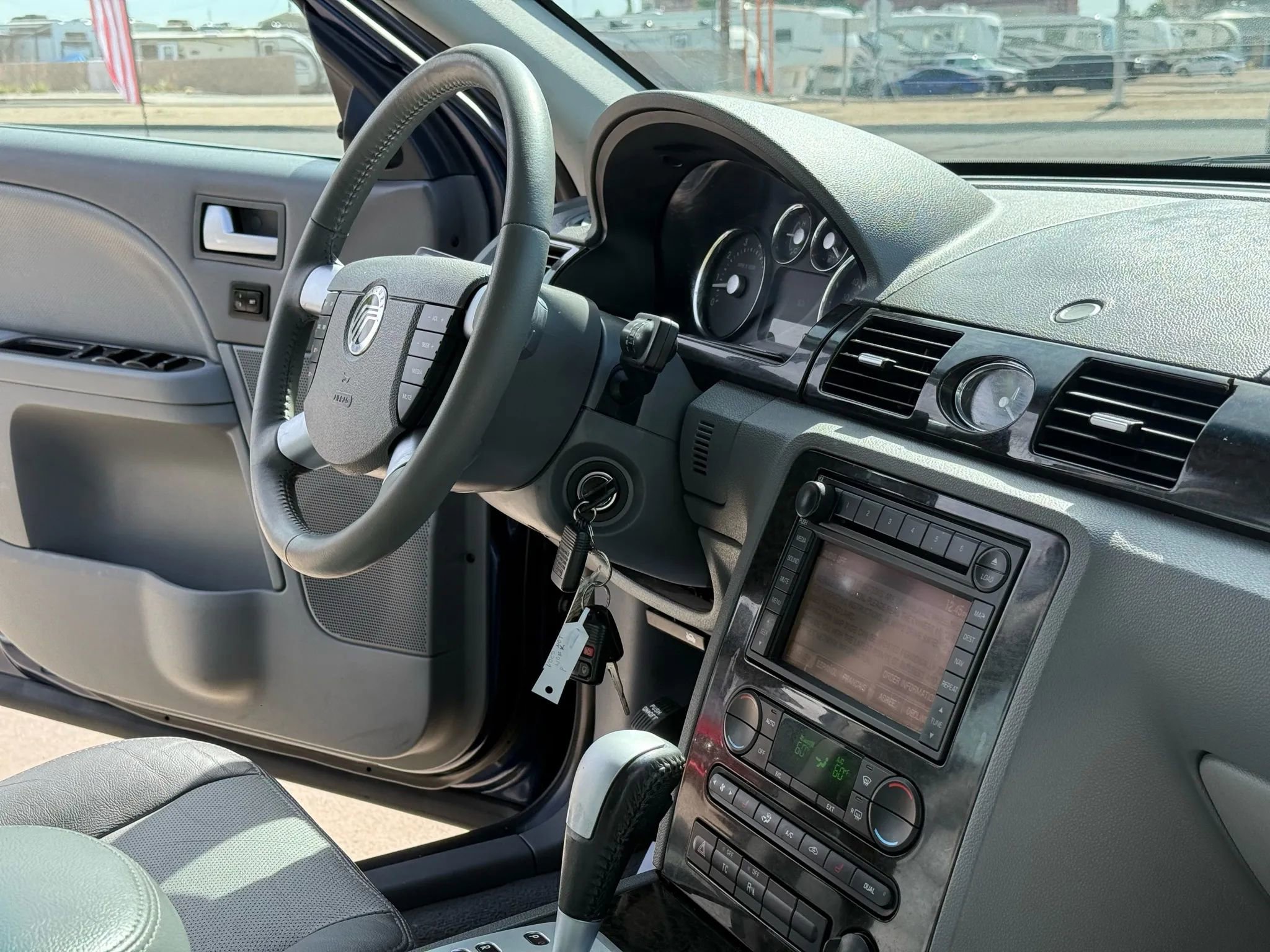 Used 2006 Mercury Montego Premier image 24