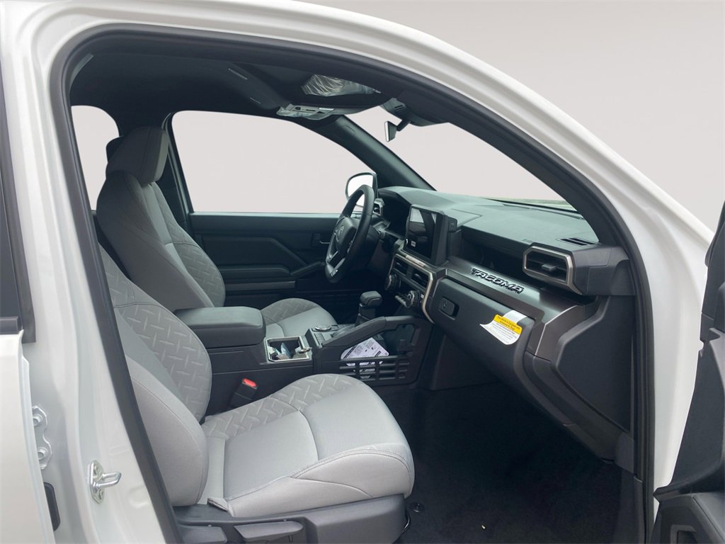 New 2025 Toyota Tacoma SR5 RWD image 15