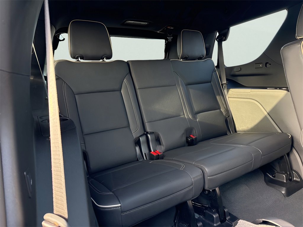 Used 2025 Chevrolet Tahoe Premier image 13