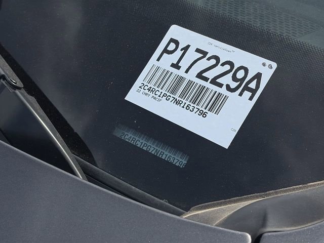 Used 2022 Chrysler Pacifica Pinnacle image 33