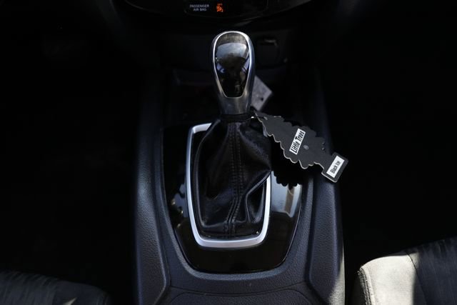 Used 2018 Nissan Rogue SV w/ Premium Package image 38
