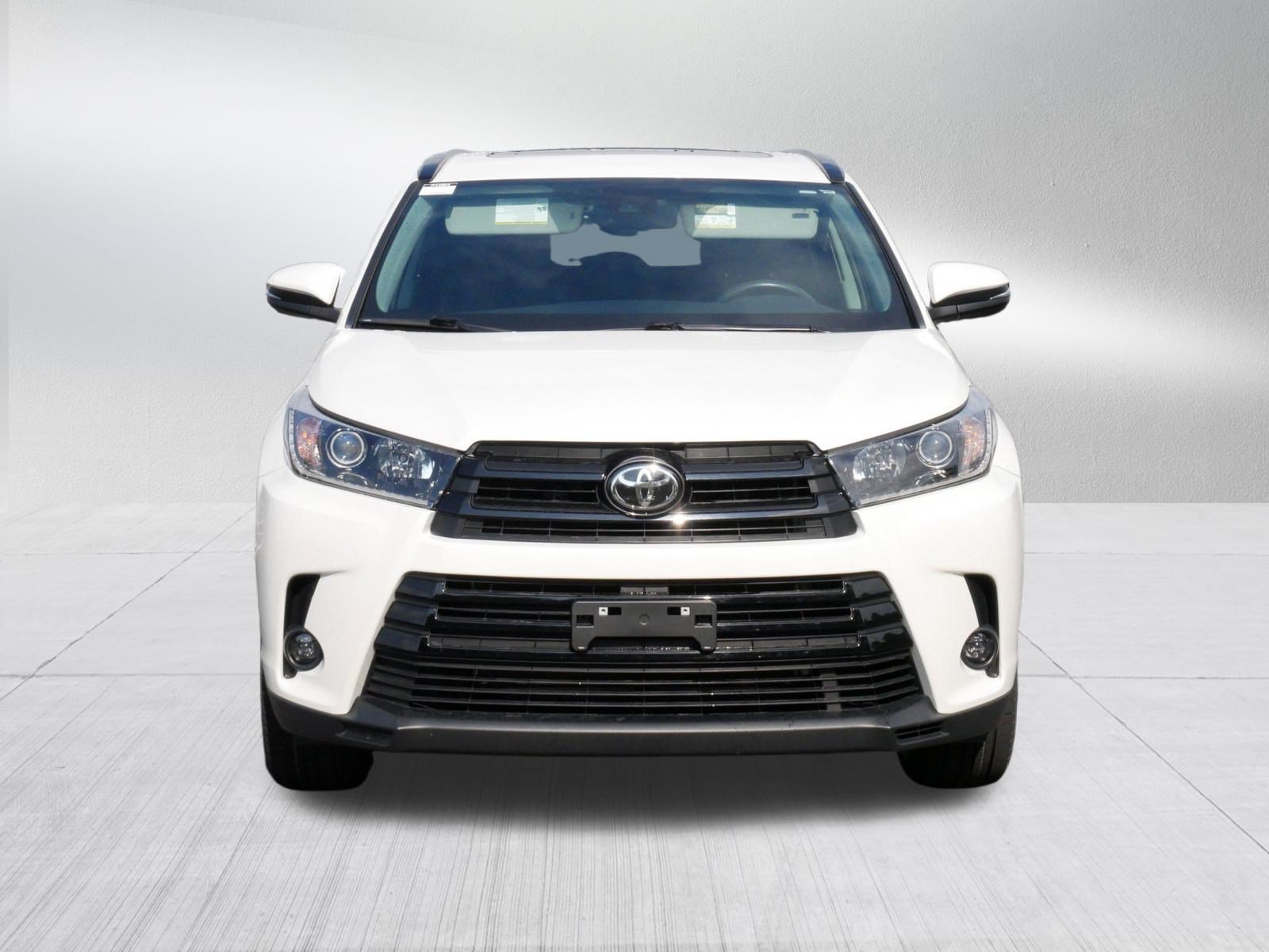 Used 2019 Toyota Highlander SE AWD/4WD video 2