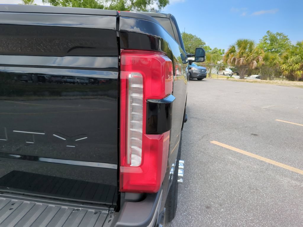 New 2026 Ford F350 Lariat w/ Lariat Ultimate Package AWD/4WD image 12