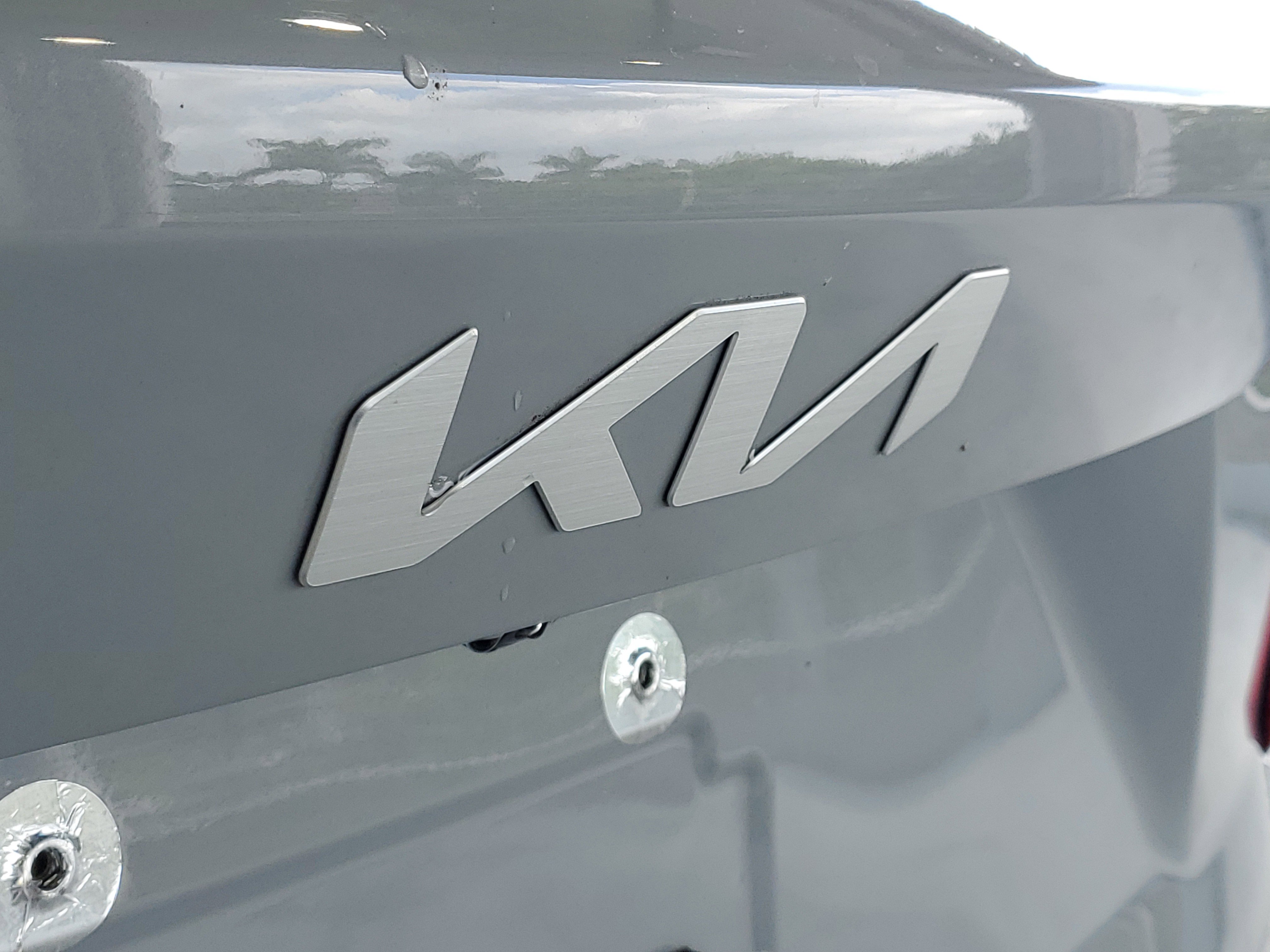 Used 2023 Kia Sorento SX image 5