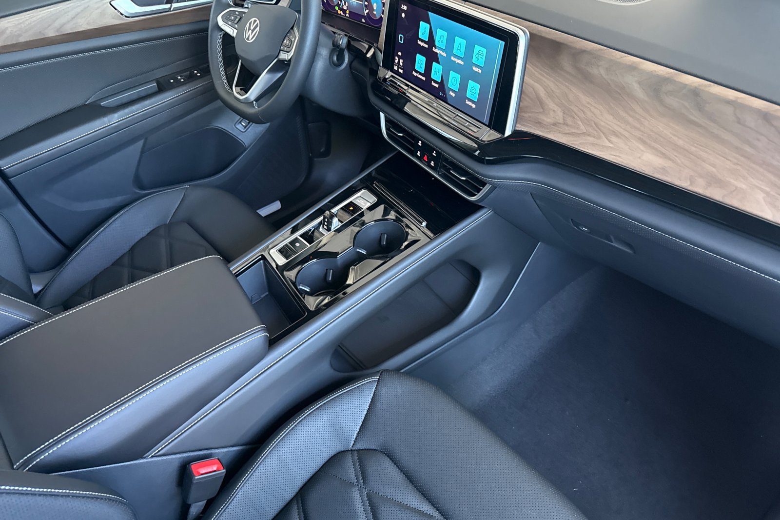 New 2026 Volkswagen Atlas SE AWD/4WD image 17