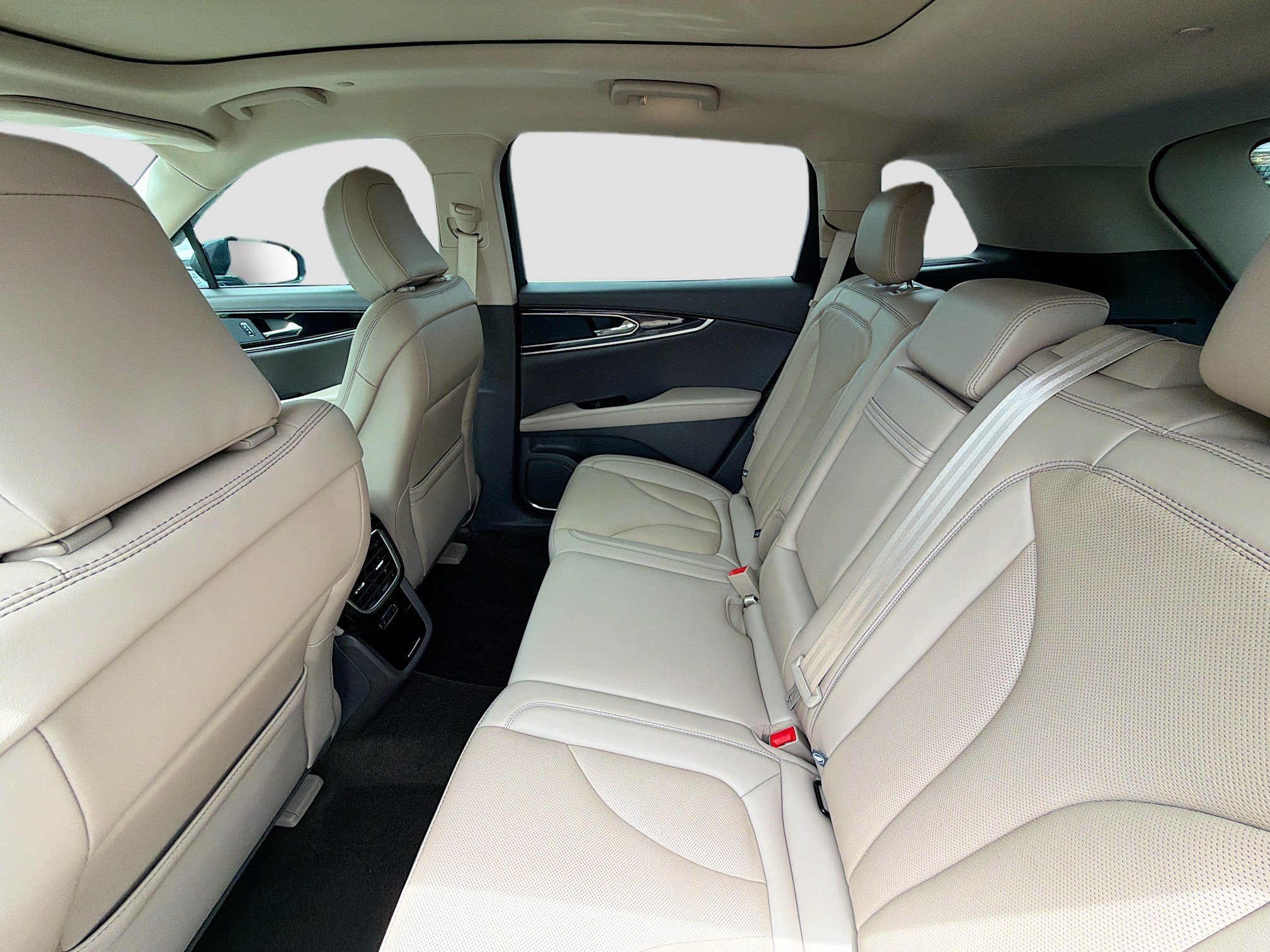 Certified 2023 Lincoln Nautilus Reserve FWD image 25