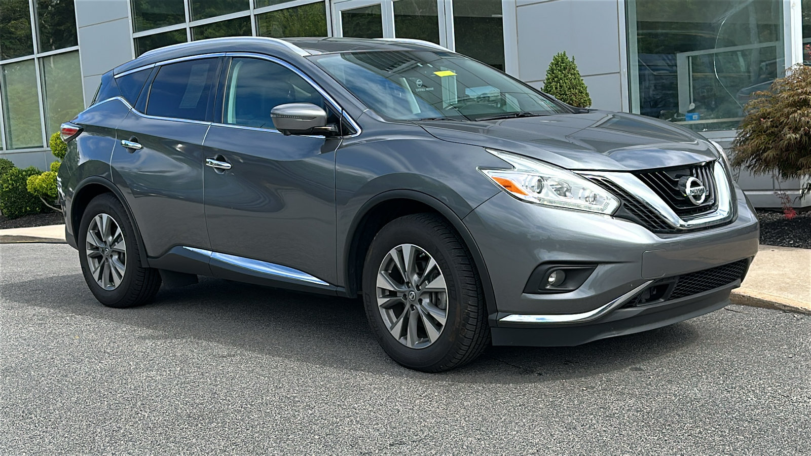 Used 2016 Nissan Murano SL w/ SL Technology Package AWD/4WD image 2