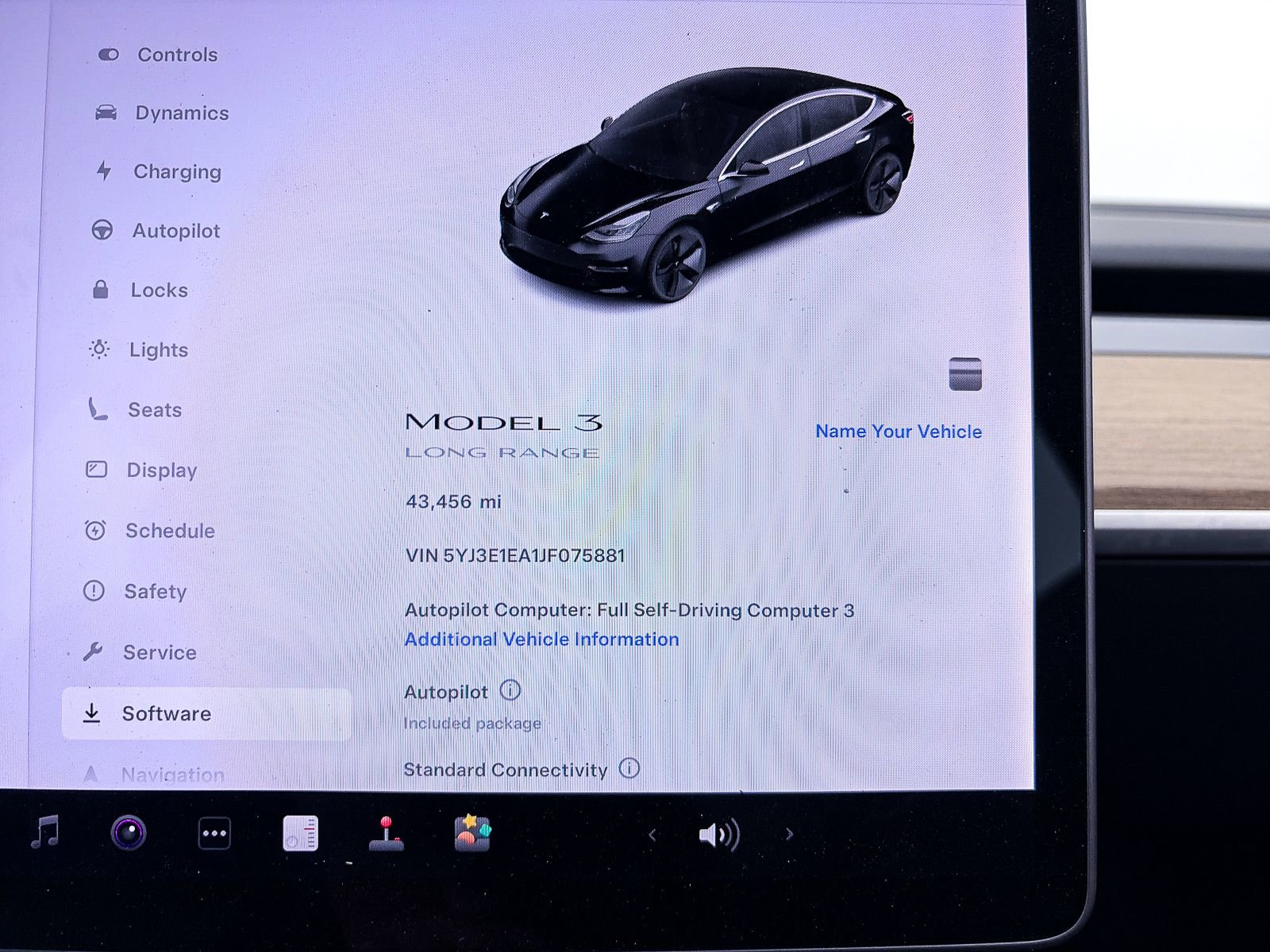 Used 2018 Tesla Model 3 Long Range image 22