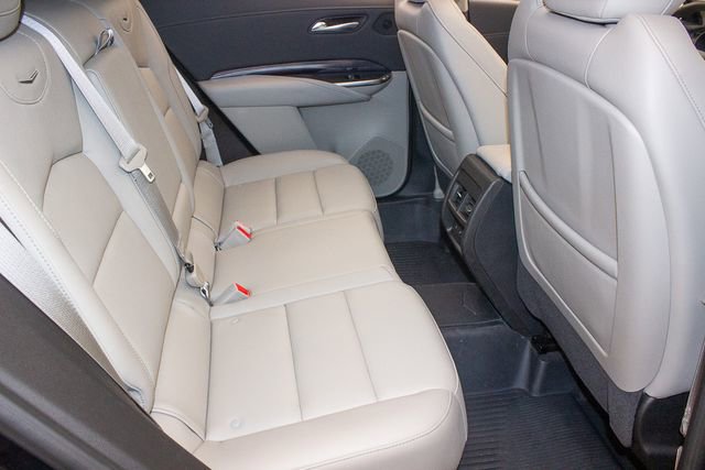 Used 2023 Cadillac XT4 Luxury w/ Cold Weather Package image 12