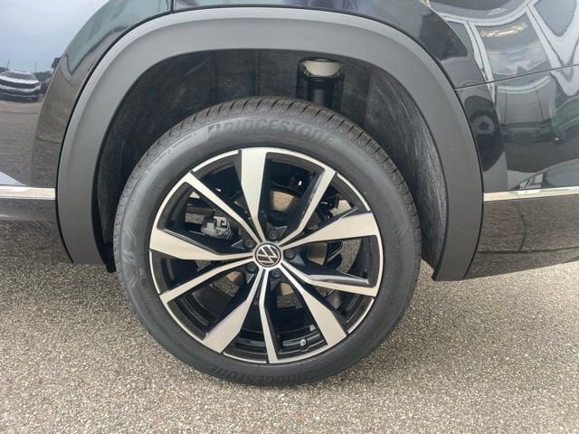 New 2026 Volkswagen Atlas SEL Premium R-Line AWD/4WD image 12