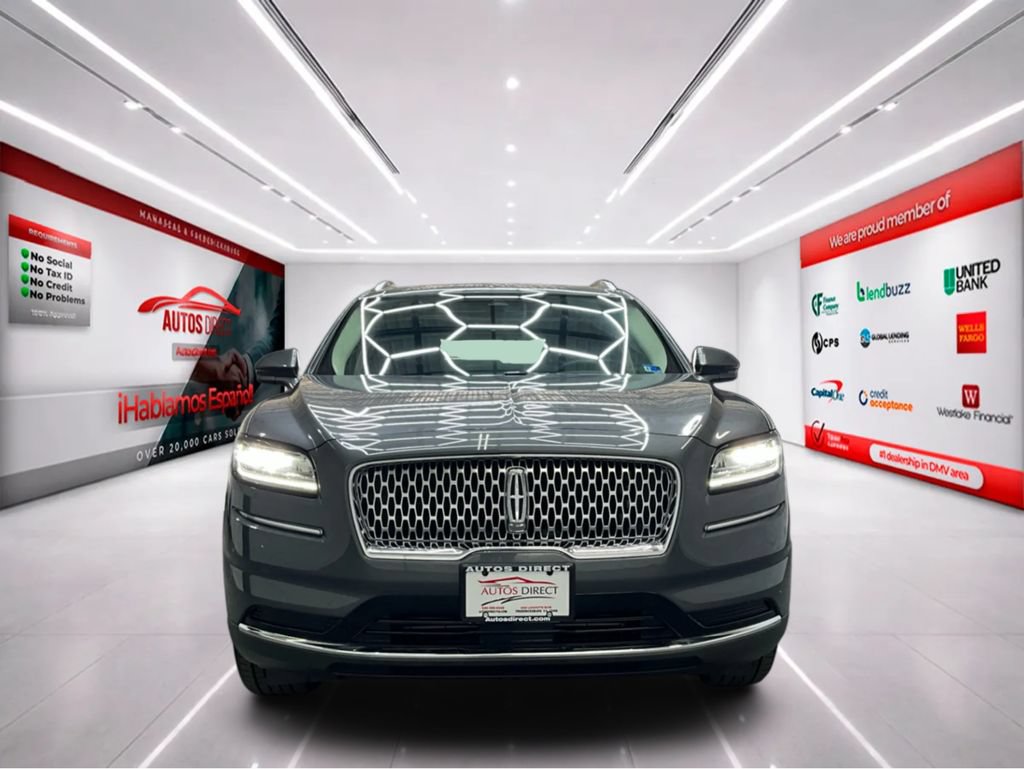 Used 2023 Lincoln Nautilus Reserve w/ Class II Trailer Tow Package AWD/4WD image 2