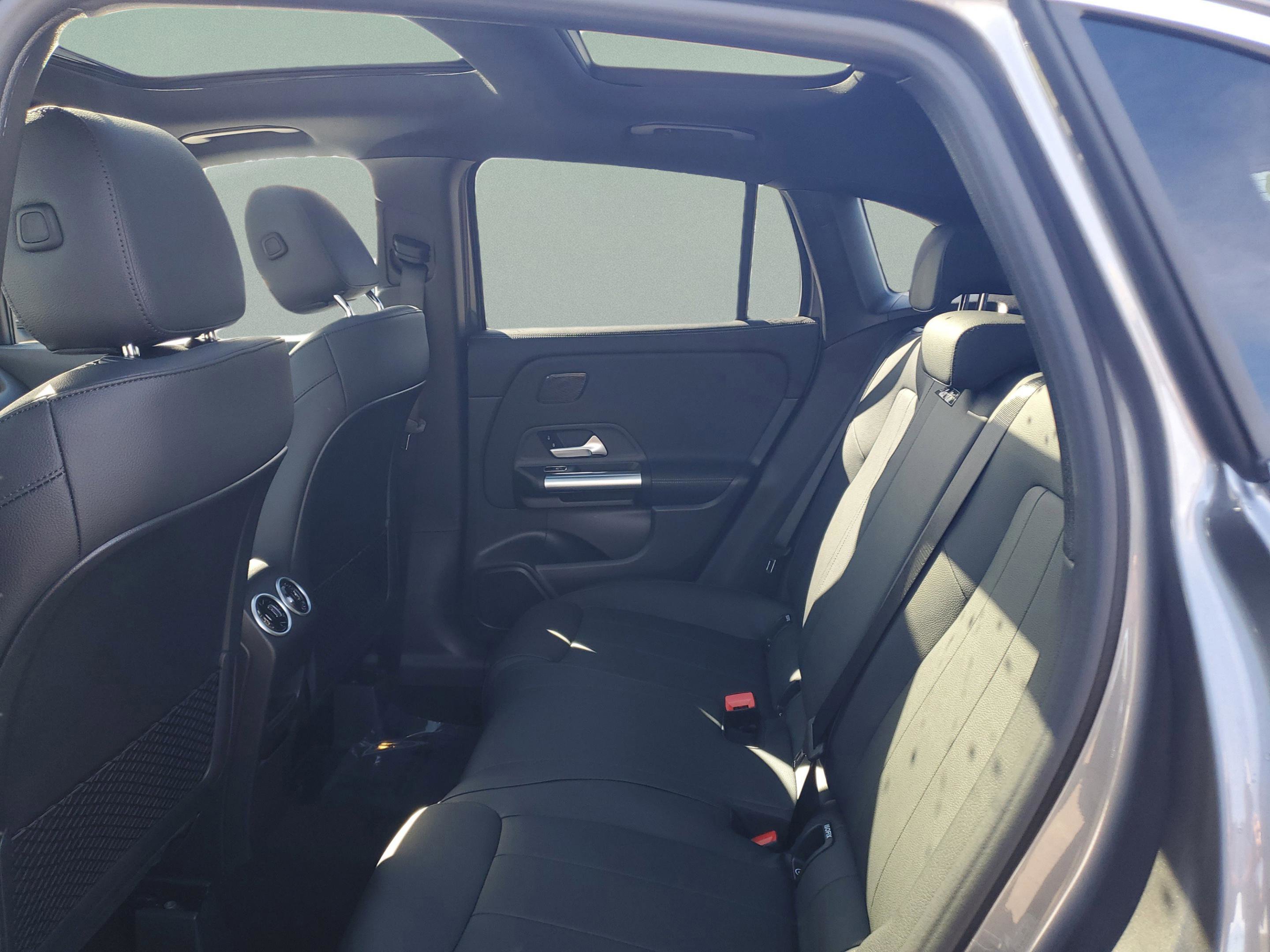 Certified 2026 Mercedes-Benz GLA 250 image 6