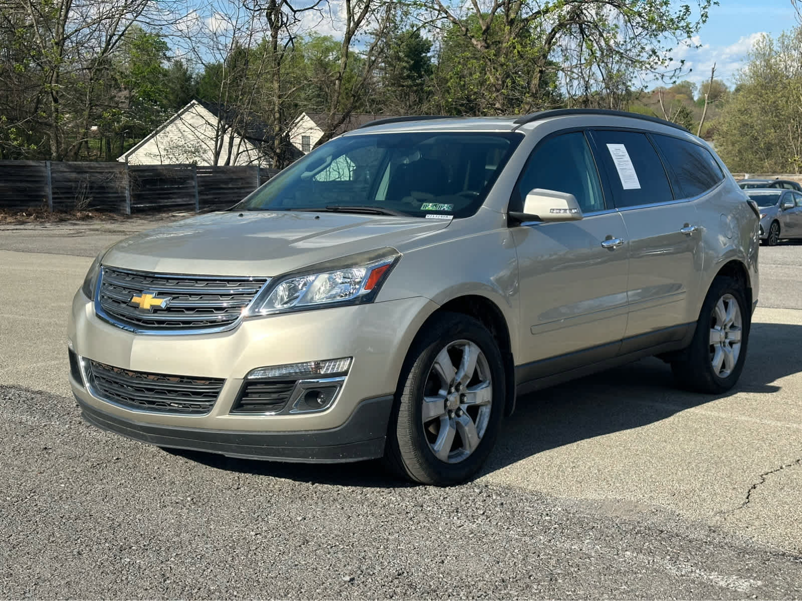 Used 2016 Chevrolet Traverse LT w/ Style and Technology Package AWD/4WD image 1