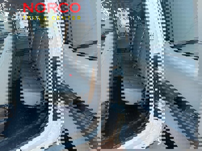 Used 2019 Ford F250 XL w/ Power Equipment Group image 18